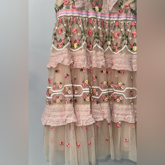 Needle & Thread Lattice Rose Mini Dress In Blush, Size‎ 4 - Picture 8 of 12